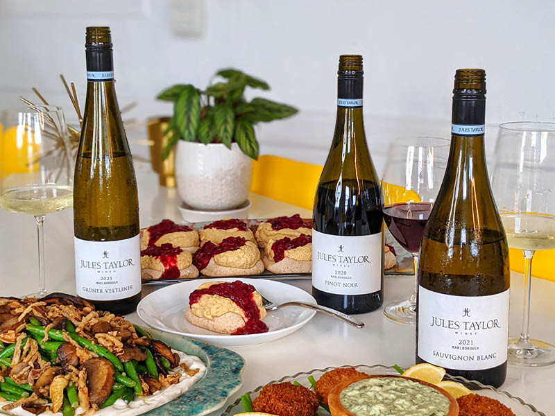 FRIENDSGIVING FOOD AND WINE - Jules Taylor Wines