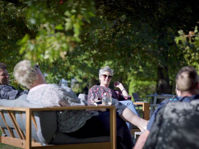 FRIENDSGIVING WITH JULES - Jules Taylor Wines