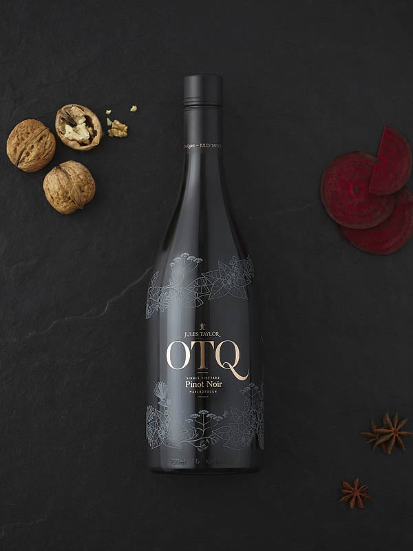JTW_OTQ_Pinot_Noir.jpg__PID:bf532872-056b-4c14-a6d8-c14042628d45